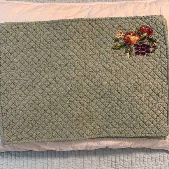 Waverly Set of 4 Holiday Fruit Placemats: Embroidered, Quilted top, Fabric back - Picture 4 of 6